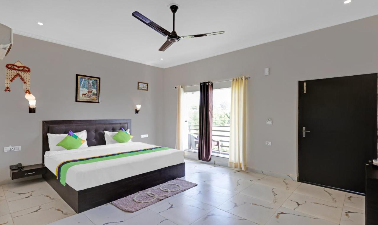 Treebo Kaira Resort With Pool View, 5 Km From Jim Corbett Jungle Safari Rāmnagar Eksteriør billede